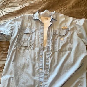 Columbia pfg button up